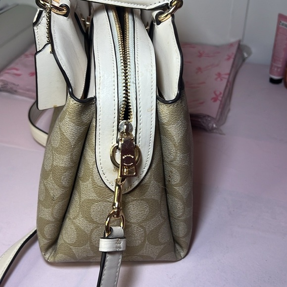 Coach Beige Signature Shoulder Bag - Picture 11 of 15